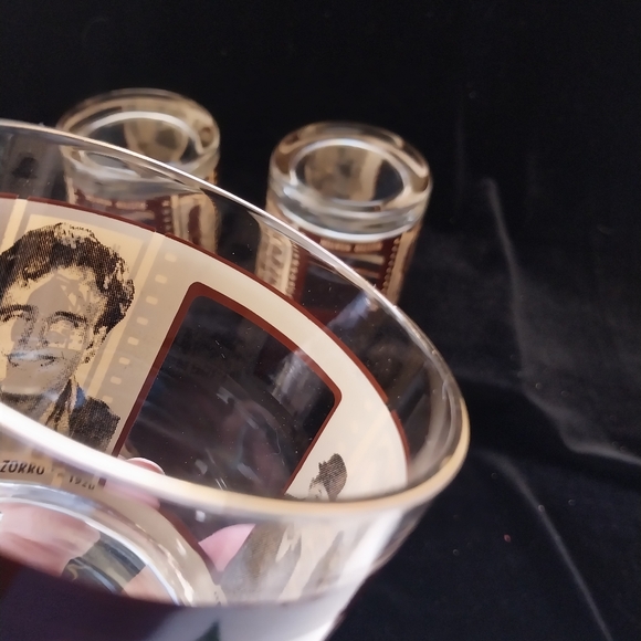 💥💥Vintage Roaring 20's Glass Set (4) - Picture 9 of 9